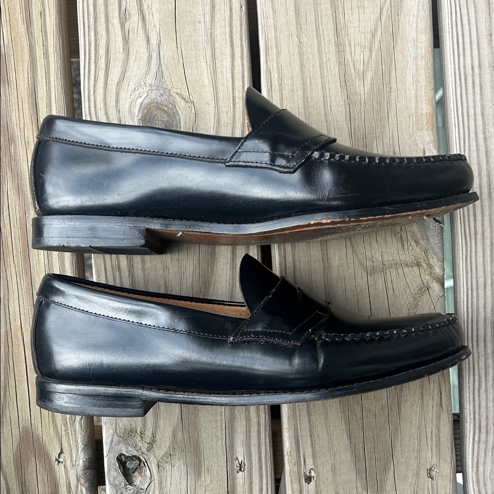 G.H. Bass Weejuns Black Leather Penny Loafers - Picture 6 of 14